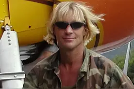 他与熊“同居”13年，最终被活活吃掉，6分钟死前录音被禁播！图片