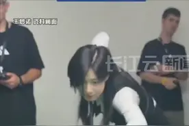 AI脱衣软件几百元就能永久用 多名女性爆料曾被人用AI造黄谣图片