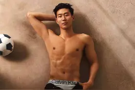 孙兴慜展现完美健硕肌肉！韩国队长5场0进球，孔蒂却依旧在鼓励他图片