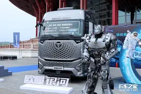 680马力还带双开门冰箱，欧曼银河升级改款，细节优化更豪华图片