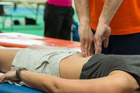 每天揉腹三次，竟能胜过人参一支？一文给你分析揉腹带来的好处！图片