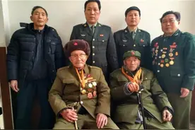 老军装纪念章优待证，老兵的三件套，这些愿望怎么才能实现图片