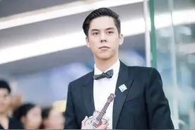 全球富豪的儿子们多牛？除了有钱有颜还上进，王思聪这回也不香了图片