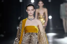 性感张扬，释放野性魅力！Roberto Cavalli 2022秋冬系列图片