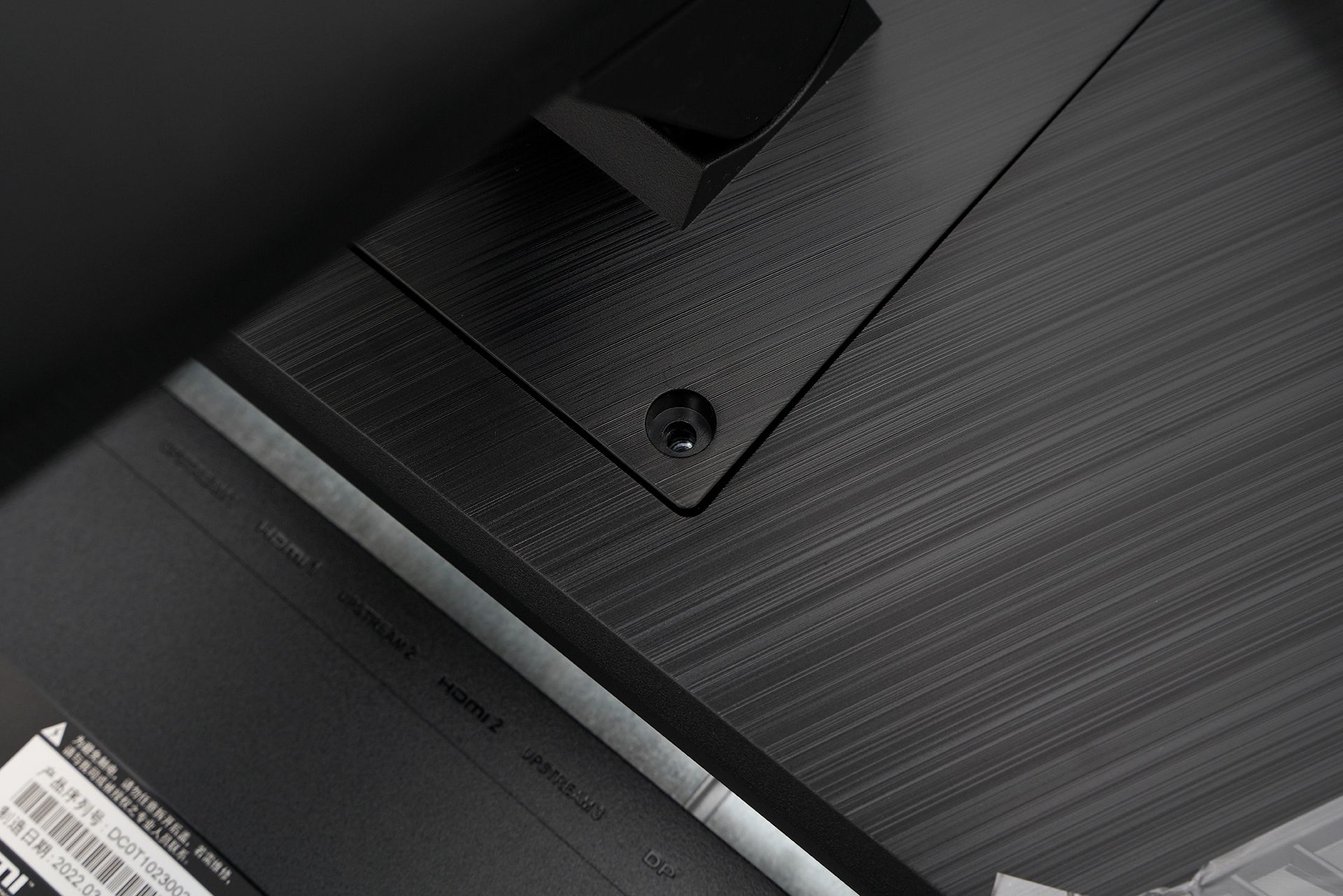 MSI MPG321UR-QD 4K 144Hz电竞显示器_微星MPG321UR-QD量子点显示器评测_电脑显示器有4k的吗