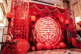 与相亲对象初次吃饭，男人一定要拎得清！提醒：牢记2做2不做图片