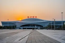 赣州西站，一座被地方规划耽误的高铁枢纽站图片