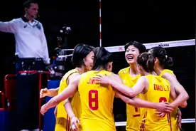 3-1胜！李盈莹巨星表现，球迷喊话对手主帅：快把12号挖去银行图片