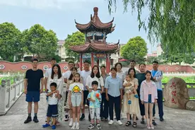 Nice！空降兵部队组织先进典型及家属疗养图片