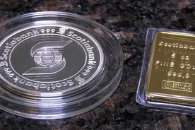 安省女子跟银行买黄金白银投资！9年后要卖，银行却不要图片