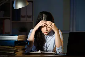 发头条日赚200元？别被忽悠！看看十万粉丝头条写手的真实经历图片