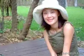 被骂“央视败类”！嫁英国富商，和丈夫AA制，49岁离婚再回中国！图片