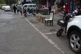 公共车位被“霸占”？拆除“没商量”！图片