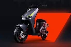 雅迪推出一款不要驾照的电动车，电池能用15年，续航可达120公里图片