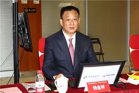 无锡滨湖走出一对富豪父子，打造汽车部件生产领先企业，身家20亿图片