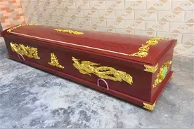 老祖宗常说“宁可试人棺，切莫试人鞋”，鞋比棺材还令人害怕？图片
