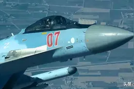 拦截成本太高？苏35近距释放热焰弹，砸伤MQ9“死神”无人机图片