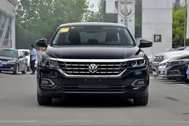 18万提了辆大众帕萨特，开了5400公里，车主说出3大缺点图片