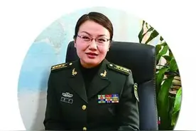 李莉的辟谣和鹰派军事评论员的失声，是否预示中美关系有变？图片