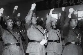 他是抗日英雄，一生娶了四十多个老婆，83岁去世，44年后才被安葬图片