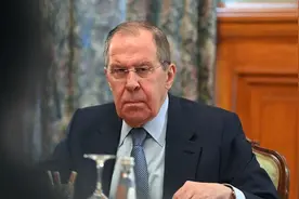 印度坑惨俄罗斯，反倒拉了人民币一把图片