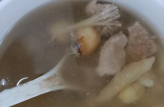 炖花胶黑豆 2026年花胶黑豆汤