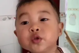 甘一航父亲被扒打麻将众筹买墓碑，母亲被爆未离婚，犯重婚罪图片