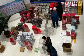 中华、和天下、芙蓉王......4000余条假冒伪劣香烟被查获图片