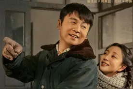 《人世间》主演殷桃：离异后渴望爱情，为父母的养老纠结图片