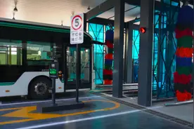 移动消毒机器人、纳米喷雾消毒器……这些智慧交通“神器”你见过吗？图片