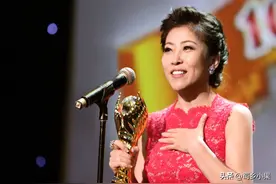 她是体坛败类！携44亿潜逃美国，如今坐拥豪宅与飞机，穷奢极欲！图片