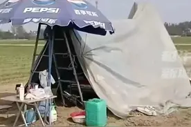 泪目！富士康返乡员工后续来了！在田间搭“方舱”自我隔离图片