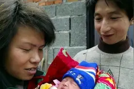 浙江首位“男变女”变性人结婚，1年后当“妈妈”，女儿如今16岁图片