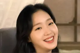 单眼皮别发愁，金高银同款眼妆画法，解决肿泡眼，画出圆润好人缘图片