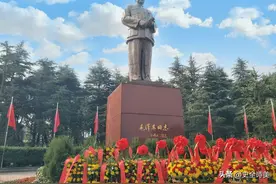 毛泽东—初出茅庐怀《七绝》，诗词抒情《呈父亲》图片