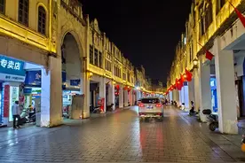 解放街、红军桥、铜鼓楼，百色小城的风景，你还记得吗？图片