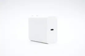 苹果官方合作品牌出品，套装就要528元，mophie 67W氮化镓快充拆解图片