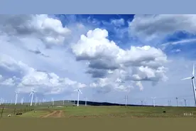 自驾内蒙古避暑游：看草原观火山，打卡边疆眺望蒙古，18度的夏天图片