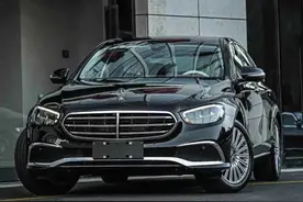 奔驰E级系列（二）23款E300L（时尚和豪华）的配置、差异点与报价图片