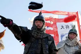 费扬古：董鄂妃弟弟，康熙平定噶尔丹他是主将，有一嗜好关羽也有图片