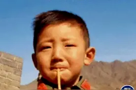 1979年走红海外的“新中国第一个喝可乐的男孩”，现在怎么样了。图片