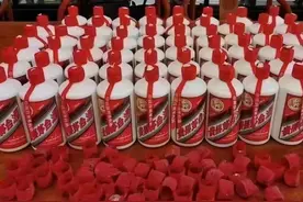 原箱飞天从最高3900跌到2900元，茅台跌下神坛？图片