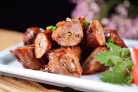 卤味市场回暖了？两大卤味巨头半年净利润预增超45％图片