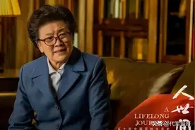 国家一级演员宋春丽：终生未生育，却在61岁当奶奶的年龄当了妈图片