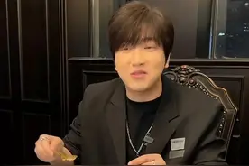 抖音网红“白冰”身份大揭秘图片