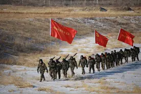 逐月领取退役金与自主择业军转干部在待遇上，两者的差别较大图片