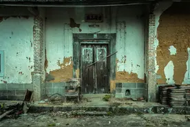 俗语“三块石头门前放，吃喝不愁家兴旺”，哪三块石头？图片