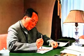 1957年，臧克家改了《沁园春·雪》一个字，毛主席听后大为夸赞图片