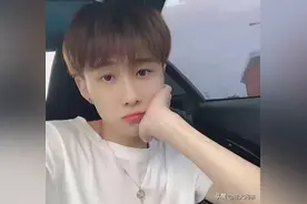 互联网消费最狠的两位主播，在酒吧撒钱，买首饰一买就是几百万图片