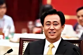 恒大内部揭秘：许家印掌权如帝王，贪富贪色惊人！图片